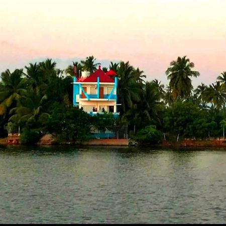 Victoria'S River View Resort Pondichéry Extérieur photo